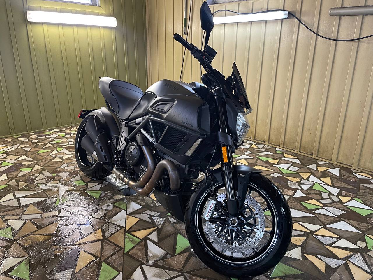 Ducati Diavel