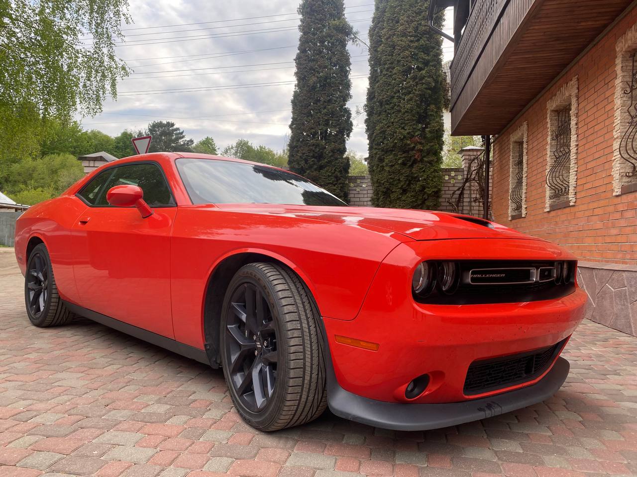 Dodge Challenger